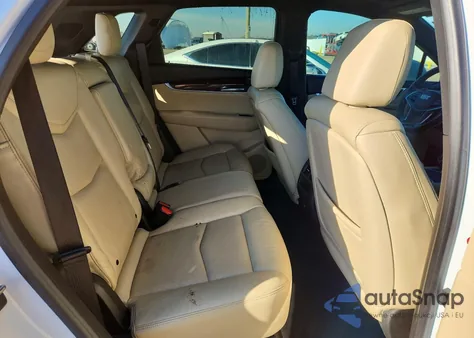 2017 Cadillac Xt5 Luxury z USA, uszkodzony, nr VIN 1GYKNBRS1HZ246678